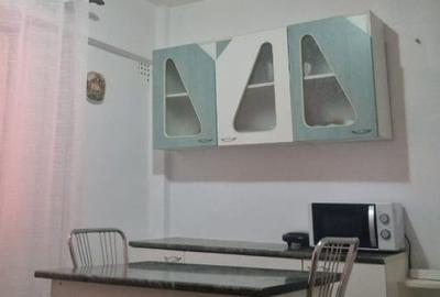 Apartament 2 camere, zona MB, decomandat, etaj 2 - 8
