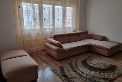 Apartament cu 2 camere semidecomandat, mobilat în Spitalul Județean - 1