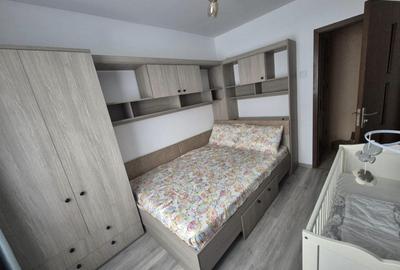 Apartament cu 3 camere semidecomandat în Central - 6
