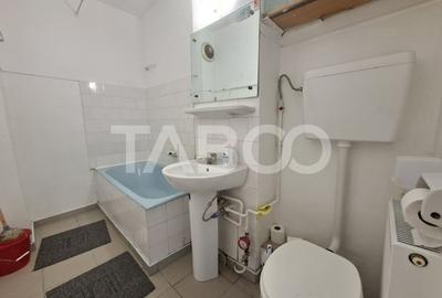 Apartament de vanzare 3 camere decomandat Mihai Viteazul bloc cu lift - 13