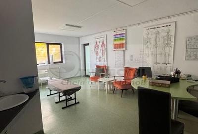 Spațiu 300mp + curte - parter, vizibilitate excelenta - CUG - 3.000€ - 10