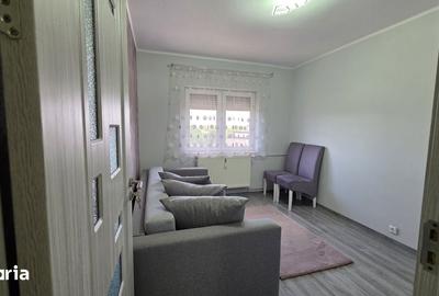 Apartament cu 3 camere în Cantemir - 1