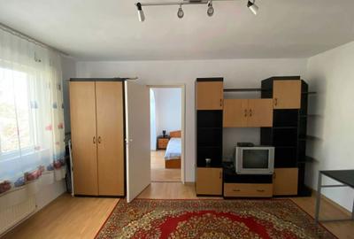 Apartament cu 2 camere nedecomandat în Central