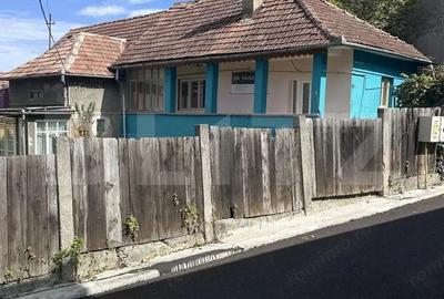 Casă cu 2 camere cu Teren 200 Mp în Central - 4
