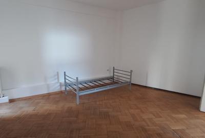 Apartament 3 camere Strada Smardan-Centrul Vechi - 12
