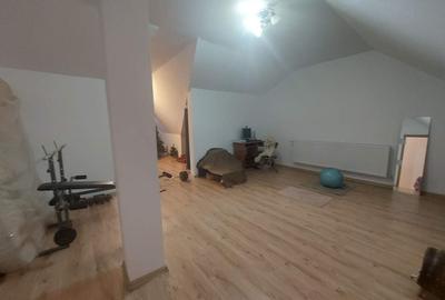 Vila Individuală P+1+M , Strada Cireșului, Fundeni - 31