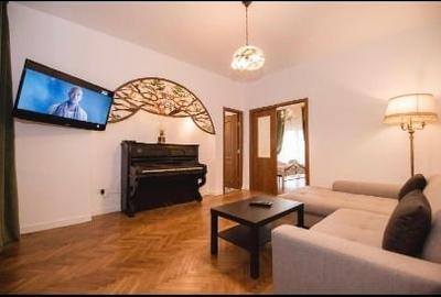 Apartament cu 3 camere decomandat în Universitate - 9