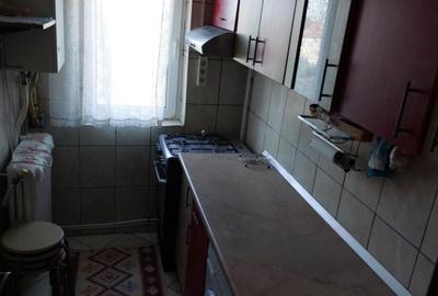 Apartament cu 3 camere semidecomandat în Central - 5