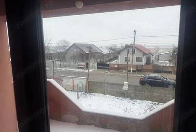 Casă cu Teren 2000 Mp în Podari - 13