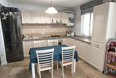 Apartament cu 2 camere decomandat în Central - 1