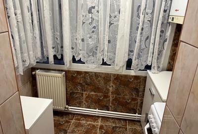 🏠 De închiriat apartament 2 camere decomandat – Poarta 6, lângă Liceul Blaga - 4