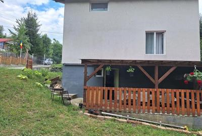 Casă cu Teren 346 Mp în Central - 2