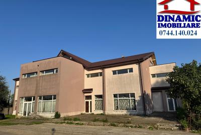 Oportunitate investițională–Imobil P+E,Săvinești,1176mp+1350mp teren, 387000 EUR - 2