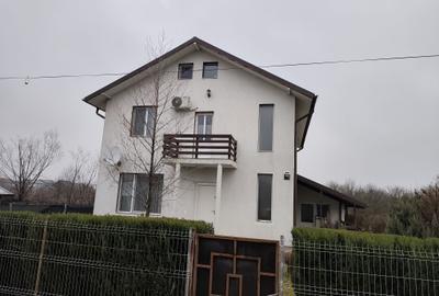 INCHIRIEZ casa 4 camere P+1+pod mobilata si utilata doar sa va mutati - 23