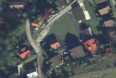 Teren de 1407 mp, în Central - 3