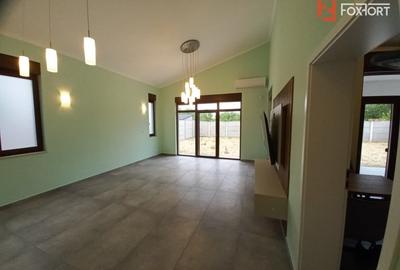 Casă individuală cu 4 camere cu Teren 519 Mp în Ghiroda - 1