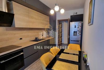 Apartament cu 2 camere decomandat, mobilat în Tractorul - 2