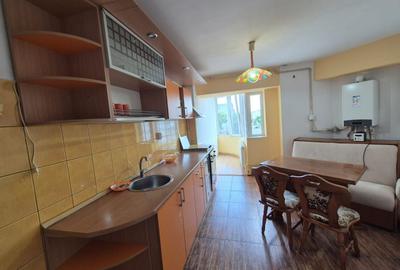Apartament cu 3 camere decomandat, mobilat în Casa de Cultură - 7