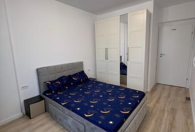 Garsonieră decomandată în Apărătorii Patriei