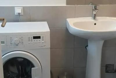 Garsonieră decomandată în Medicină - 1