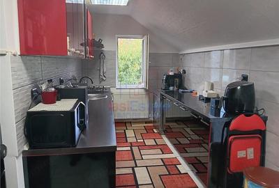 Casă cu Teren 1200 Mp în Filiași