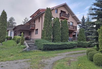 Casă cu 4 camere în Vatra Dornei