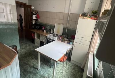 Apartament cu 3 camere decomandat în Tineretului - 6