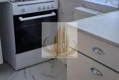 Garsonieră decomandată în Soarelui