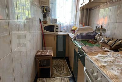 Apartament cu 2 camere semidecomandat, mobilat în Florilor - 3