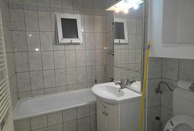Apartament cu 3 camere decomandat în Exercițiu