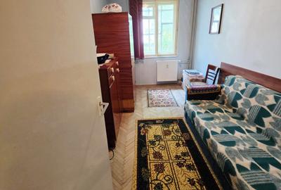 Apartament cu 3 camere decomandat în Republicii - 3