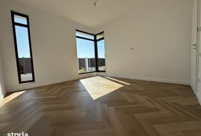 Casă cu 4 camere cu Teren 500 Mp în Domnești - 2