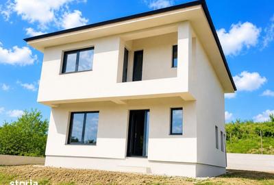 Casă cu 5 camere cu Teren 400 Mp în Podu Roș