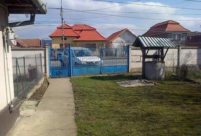 Teren de 2400 mp, în Luna - 4
