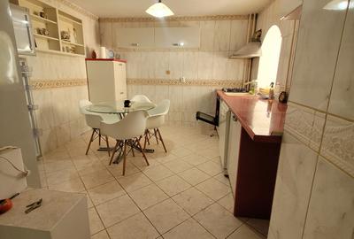 Apartament cu 2 camere semidecomandat în Obor