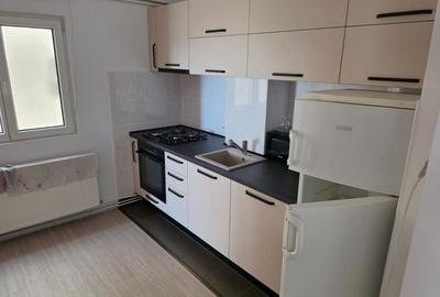 Apartament cu 3 camere decomandat în Gheorghe Lazăr - 4