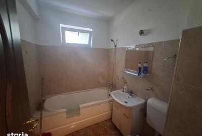 Apartament cu 2 camere semidecomandat în Tomis III
