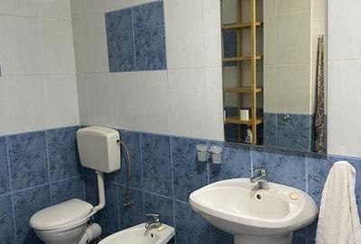 Casă cu 4 camere cu Teren 120 Mp în Valea Roșie