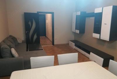 Apartament cu 3 camere în Spitalul Județean