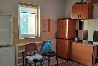 Casă cu 2 camere cu Teren 1600 Mp în Bosia - 8