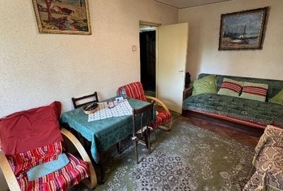 Apartament cu 3 camere semidecomandat, mobilat în Ostroveni