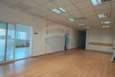 Birou, de 2,100 mp, în Valea Rosie - 5