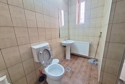 Birou, de 200 mp, în Central - 6