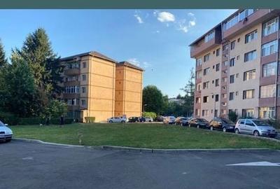 Spațiu comercial, în Central - 4