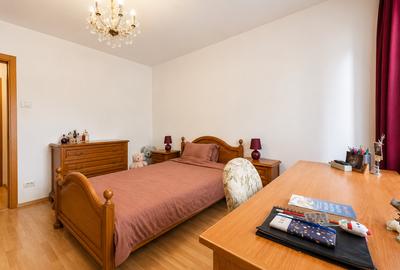 Apartament cu 3 camere în Văcăresti - 14