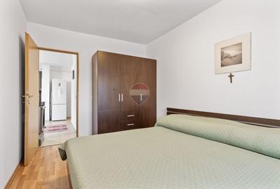 Apartament cu 2 camere semidecomandat, mobilat în Confecții