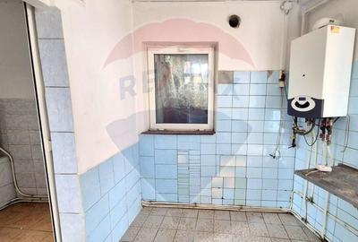 Casă cu 3 camere cu Teren 118 Mp în 13 Septembrie - 10