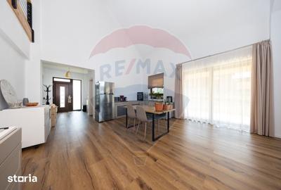 Casă cu 5 camere cu Teren 2481 Mp în Bran - 18