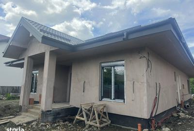 Casă cu 3 camere decomandat în Central - 15
