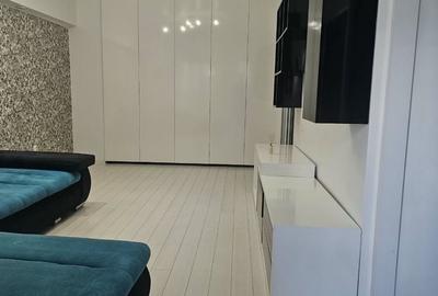 Apartament cu 2 camere decomandat în Unirii Nord